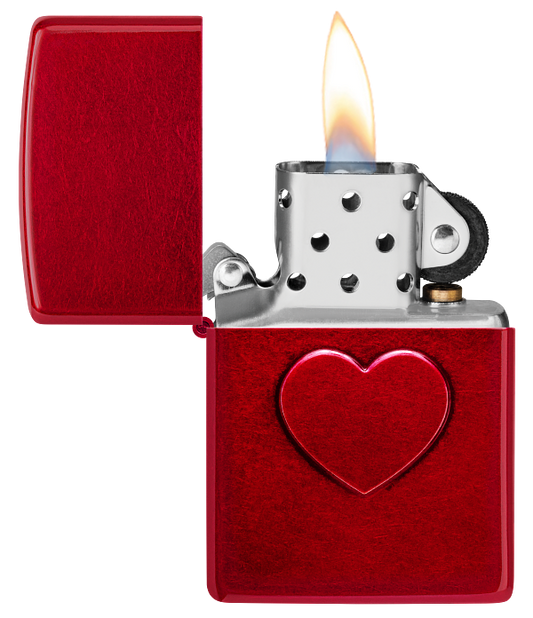 Zippo 46588 vžigalnik 3D Stamped Heart, Candy Apple Red