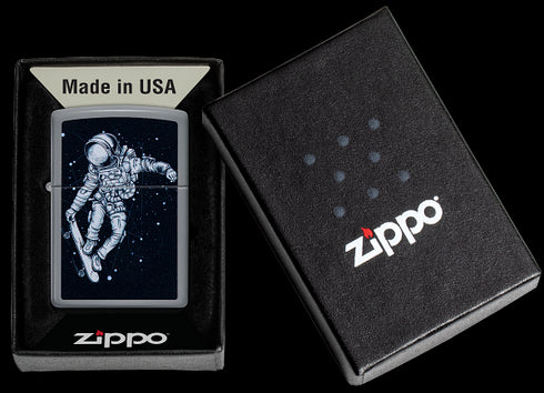 Zippo vžigalnik 48644 Skateboarding Astronaut