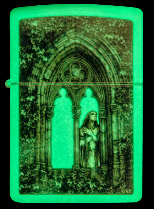 Zippo vžigalnik 49836 Victoria Francés, Glow in the Dark