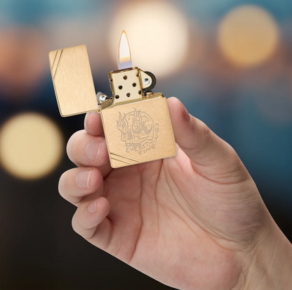 Zippo 47262 vžigalnik Everything's Fine, Vintage Brushed Brass