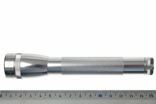 Maglite svetilka LED SP22107F Mini 2AA,  Srebrna v darilni škatli